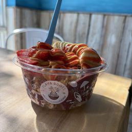 PB & Jammin'- Acai Bowl PB & Jammin'- Acai Bowl