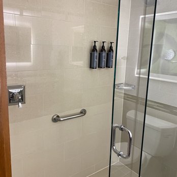 The Westin Ottawa - Shower - Hotels Near Me - Ottawa, Ontario The Westin Ottawa - Shower - Hotels Near Me - Ottawa, Ontario