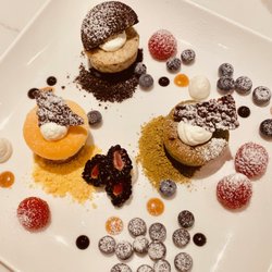 Bloom - Bloom Cheesecake with vanilla, Oreo and green tea