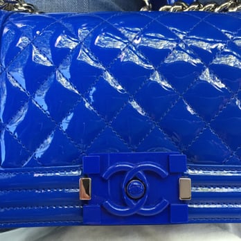 Chanel - Le Boy Chanel electric blue patent leather in small limited edition. - Women's Clothing Near Me - San Francisco, California Chanel - Le Boy Chanel electric blue patent leather in small limited edition. - Women's Clothing Near Me - San Francisco, California