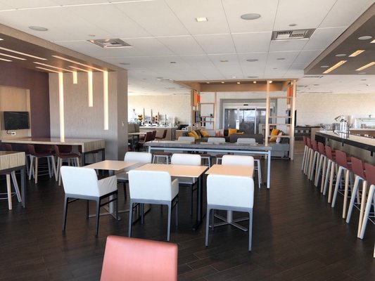 Marriott M Club Lounge by null