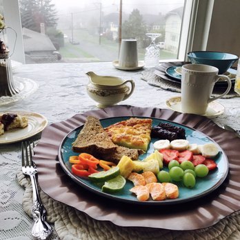 A Harbor View Bed & Breakfast - Thanks Cindy for this wonderful breakfast in this pleasant surrounding! - Hotels Near Me - Aberdeen, Washington A Harbor View Bed & Breakfast - Thanks Cindy for this wonderful breakfast in this pleasant surrounding! - Hotels Near Me - Aberdeen, Washington