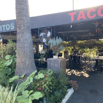 Balam Mexican Kitchen - Outside patio - Mexican Near Me - Lynwood, California Balam Mexican Kitchen - Outside patio - Mexican Near Me - Lynwood, California