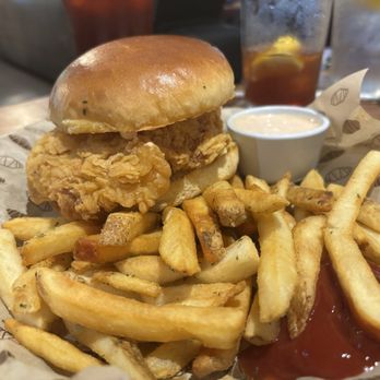 Cheddar's Scratch Kitchen - Classic Chicken Sandwich - Comfort Food Near Me - Clarksville, Indiana Cheddar's Scratch Kitchen - Classic Chicken Sandwich - Comfort Food Near Me - Clarksville, Indiana