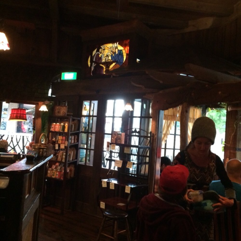 The Yellow Deli - Pretty stained glass - Coffee & Tea Near Me - Katoomba, NSW The Yellow Deli - Pretty stained glass - Coffee & Tea Near Me - Katoomba, NSW