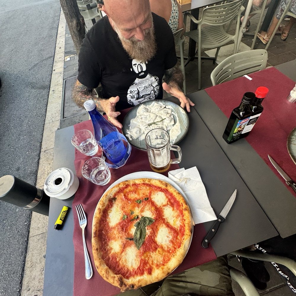 Francesco - Pizza Near Me - Villafranca, NA Francesco - Pizza Near Me - Villafranca, NA
