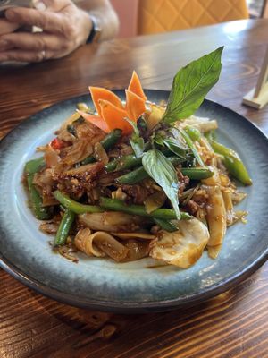 Lao Garden Restaurant & Bar by null