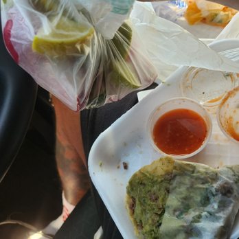 Tacos La Central - Mexican Near Me - Colton, California
