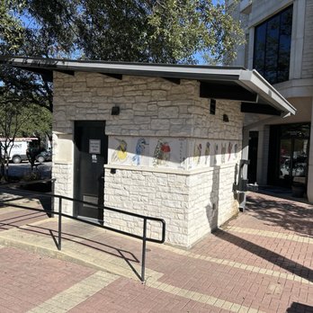 Sharon Prete Main Street plaza - Bathrooms and fountain - Venues & Event Spaces Near Me - Round Rock, Texas Sharon Prete Main Street plaza - Bathrooms and fountain - Venues & Event Spaces Near Me - Round Rock, Texas