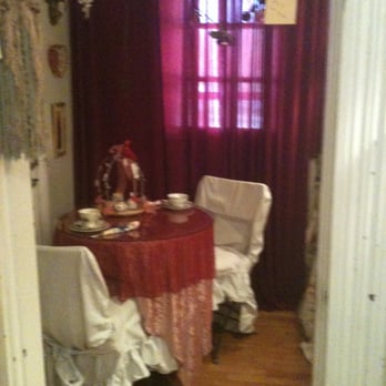Shady Gables - Tea for two? Here's a nook for you. - Flowers & Gifts Near Me - Versailles, Missouri