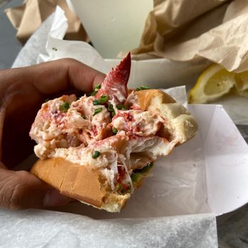 the knack - lobster roll - Seafood Near Me - Orleans, Massachusetts