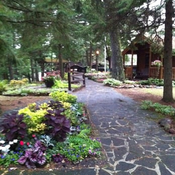 Ishnala - The walk in to the restaurant... - Steakhouses Near Me - Wisconsin Dells, Wisconsin