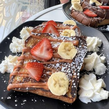 Coffee Therapy - Guava French toast - Coffee & Tea Near Me - Luquillo, Puerto Rico