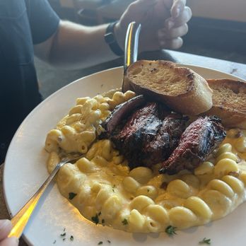 Budd Bay Cafe - Fettuccine Alfredo with Marinated Flank Steak - Seafood Near Me - Olympia, Washington