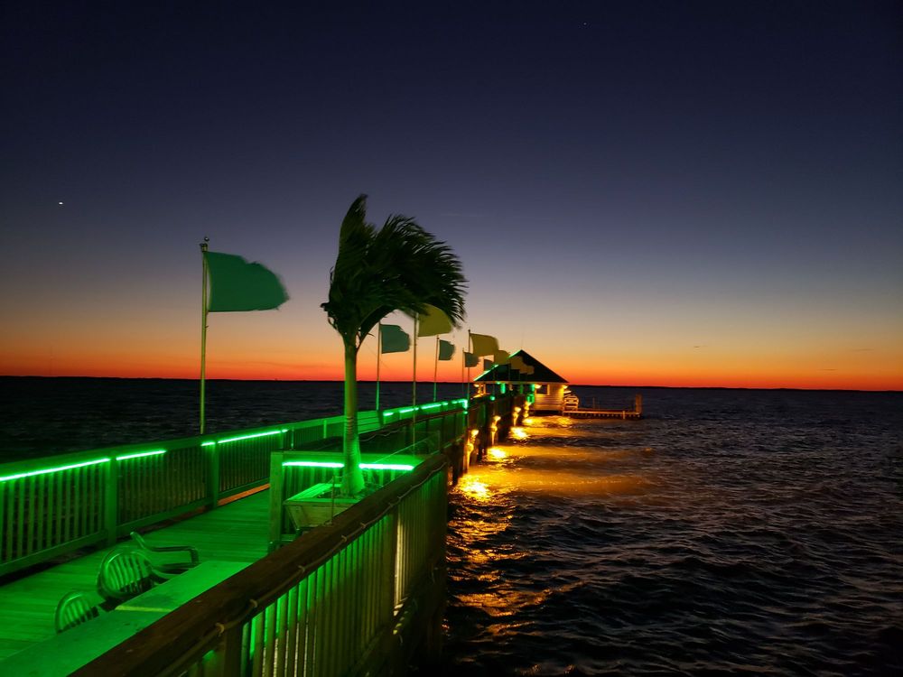 Sunset Grille & Raw Bar