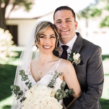 Jonah and Lindsay - Session Photography Near Me