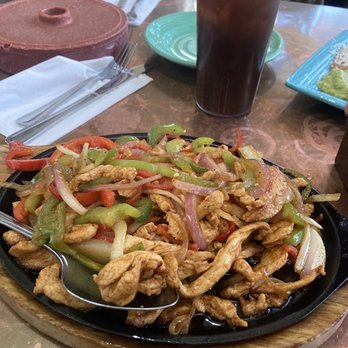 Las Cambritas - Chicken Fajitas - Mexican Near Me - Cambria, California