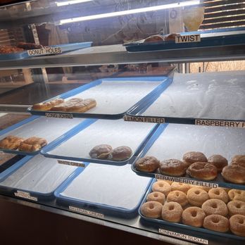 THE DONUT DUGOUT - Updated February 2026 - 114 Photos & 57 Reviews
