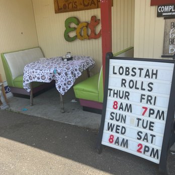 Lori's Cafe - Outdoor seating - Breakfast & Brunch Near Me - Liberty, Maine