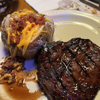 Texas Roadhouse - Sirloin - Steakhouses Near Me - Worcester, Massachusetts