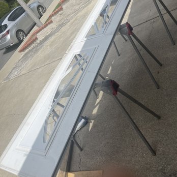Melchor's Garage Door - Since there was no direct replacement, they had to take apart the panel piece by piece of replace the glass. Fixed it perfectly. - Garage Door Services Near Me - Rialto, California Melchor's Garage Door - Since there was no direct replacement, they had to take apart the panel piece by piece of replace the glass. Fixed it perfectly. - Garage Door Services Near Me - Rialto, California