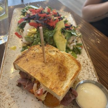 First Watch - Breakfast & Brunch Near Me - Louisville, Kentucky