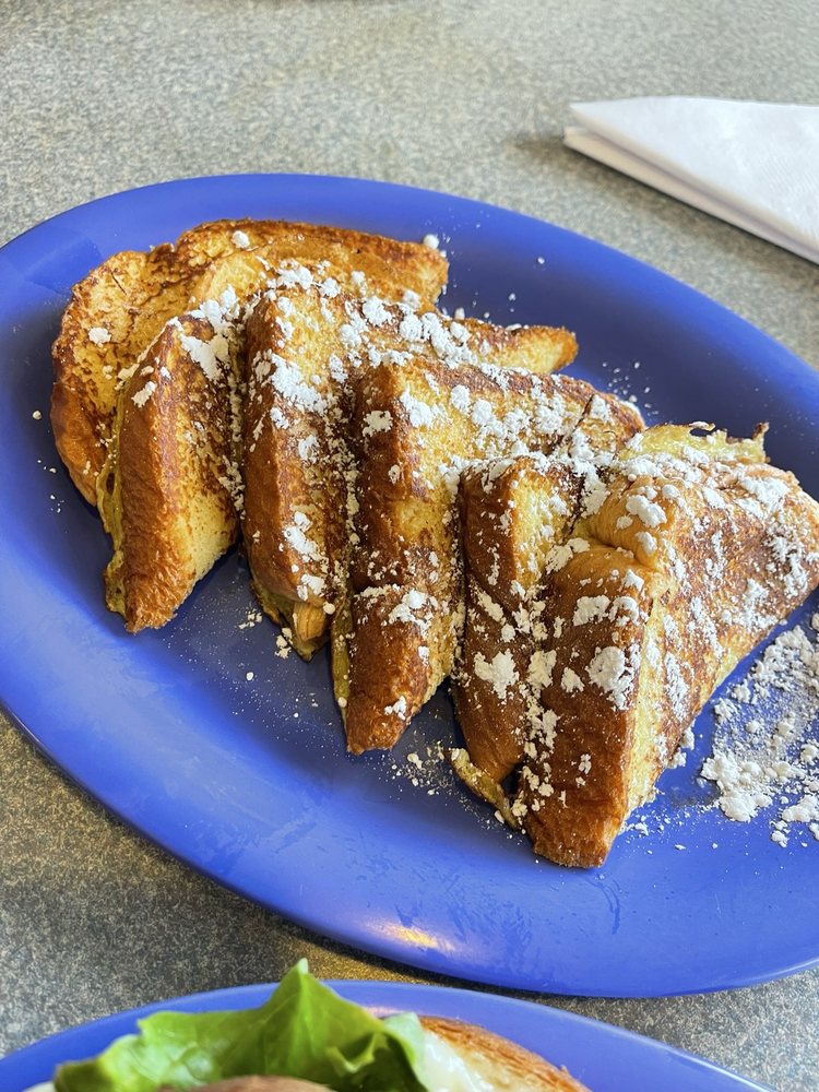 Carolina's Diner Logo