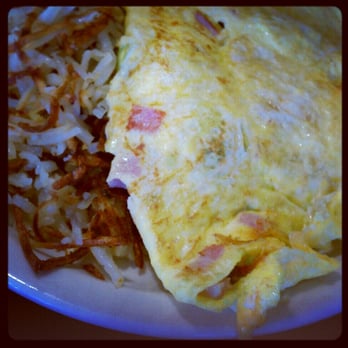 Red Hut Cafe Nevada - 4 egg omelette..huge... - American Near Me - Stateline, Nevada Red Hut Cafe Nevada - 4 egg omelette..huge... - American Near Me - Stateline, Nevada