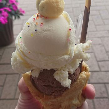 Red Bean Waffle House - Desserts Near Me - Thornhill, Ontario Red Bean Waffle House - Desserts Near Me - Thornhill, Ontario