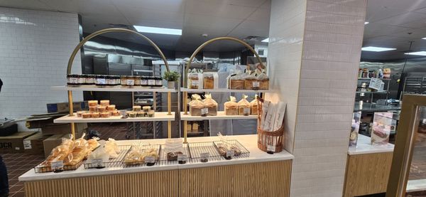 Tous les Jours by null