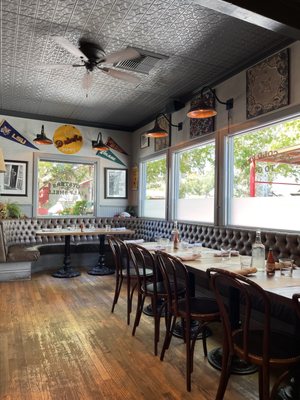 The Bywater by null