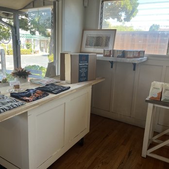 Manresa Bread - Cute place - Bakeries Near Me - Los Gatos, California