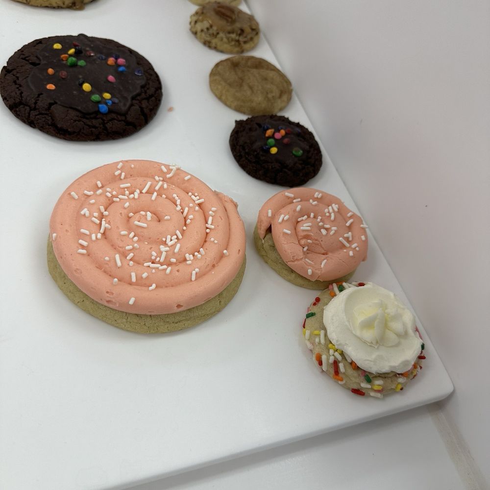 Crumbl - Cobblestone Commons - Minis now sold! - Bakeries Near Me - Boynton Beach, Florida Crumbl - Cobblestone Commons - Minis now sold! - Bakeries Near Me - Boynton Beach, Florida