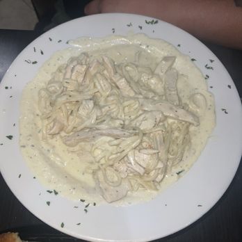Adriatic Cafe - Chicken Alfredo - Italian Near Me - Jersey Village, Texas