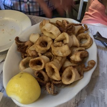 Telly's Taverna - Fried calamari - Greek Near Me - Astoria, New York Telly's Taverna - Fried calamari - Greek Near Me - Astoria, New York