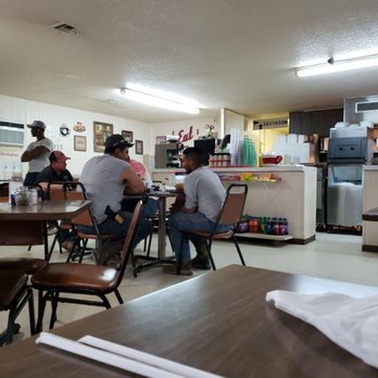 Broadway Cafe - Cafes Near Me - Geary, Oklahoma