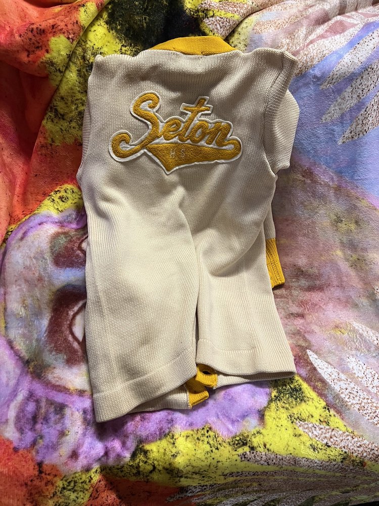 ANNA B’S ANTIQUES ‘N THINGS Updated September 2024 14330 Beacon Ave