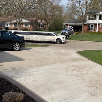 Dream Limousines - The stretch 20 Passenger Cadillac Escalade Limo (white) pulling up to take me to the salon. - Limos Near Me - Shelby Township, Michigan