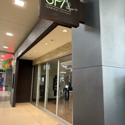 Terminal Getaway Spa - Closed when hours on website says they are supposed to be open.