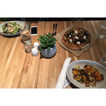 True Food Kitchen - the pizza is sooo good!!! Yumm - Vegetarian Near Me - Pasadena, California True Food Kitchen - the pizza is sooo good!!! Yumm - Vegetarian Near Me - Pasadena, California