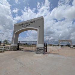 Crossroads Luxury RV Park