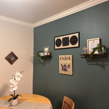 River Oaks Apartment Homes - The accent wall, free with move in special. - Apartments Near Me - Vacaville, California River Oaks Apartment Homes - The accent wall, free with move in special. - Apartments Near Me - Vacaville, California