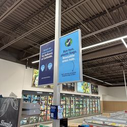 ALDI - Inside
