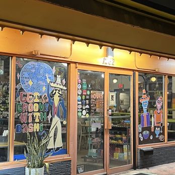 Dashi - Exterior - Food Trucks Near Me - North Charleston, South Carolina
