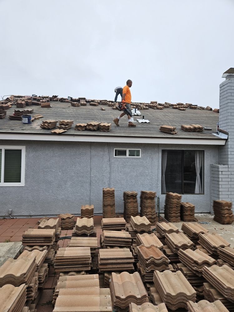 Slide of Burbank Roofing