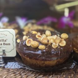 Urth Caffé- Melrose - Artfully decorated with toasted hazelnuts -- an elegant touch.