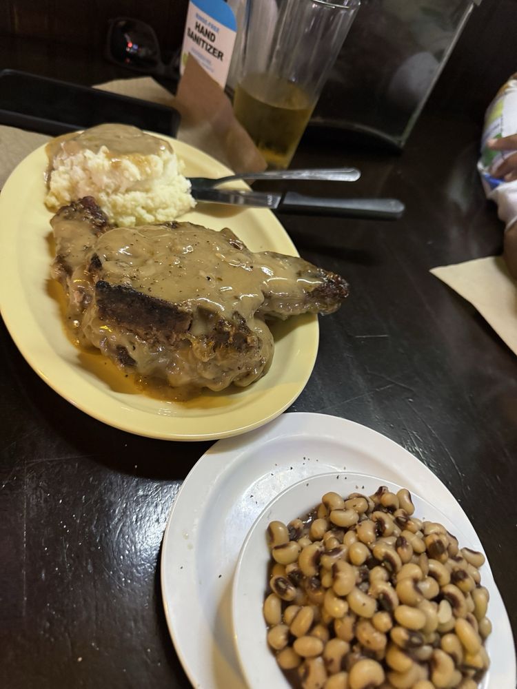 Quinlan's Bar and Grill