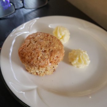 Fifty-one O One - Orange nut mini-muffin that made me very happy - American Near Me - Dearborn, Michigan Fifty-one O One - Orange nut mini-muffin that made me very happy - American Near Me - Dearborn, Michigan