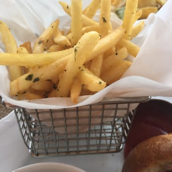 Veranda Restaurant - Rosemary french fries - American Near Me - San Diego, California Veranda Restaurant - Rosemary french fries - American Near Me - San Diego, California