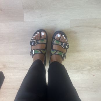 Cosmo Beauty Bar - Nail Salons Near Me - Washington, DC, District of Columbia